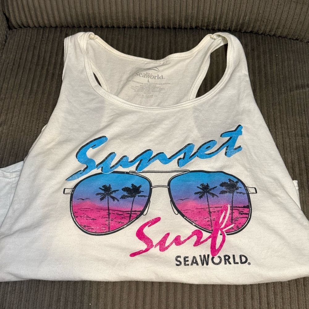 Seaworld Sunset Surf Tank Top